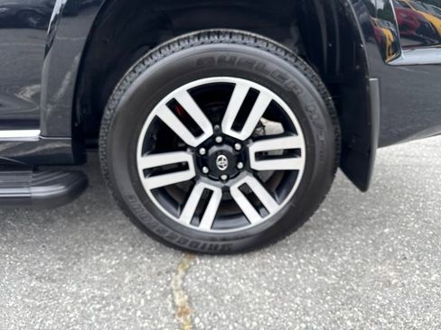 Used 2024 Toyota 4Runner Limited AWD/4WD image 34