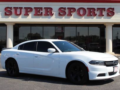 Used 2015 Dodge Charger SE w/ Sport Appearance Group