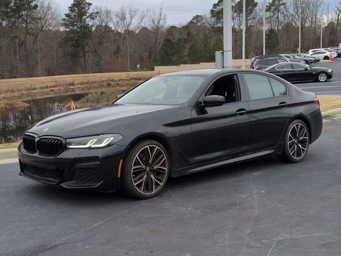 Certified 2023 BMW 530i w/ Executive Package image 5