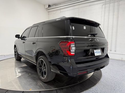 Used 2024 Ford Expedition Max Limited image 5