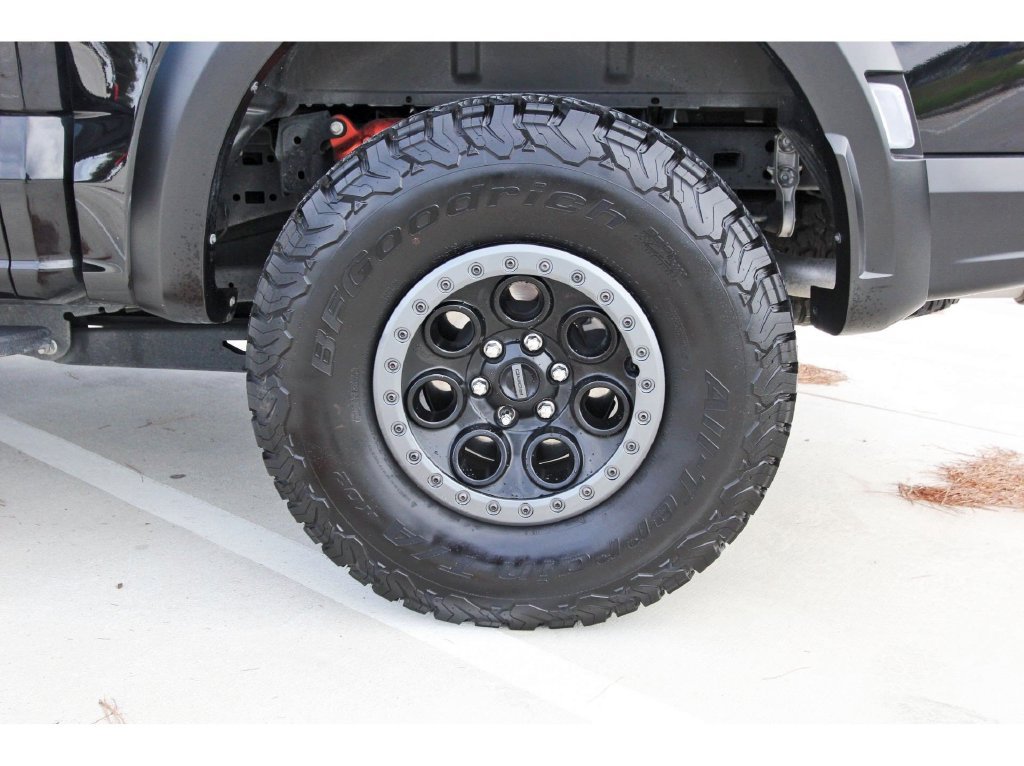 Used 2025 Ford F150 Raptor AWD/4WD image 41