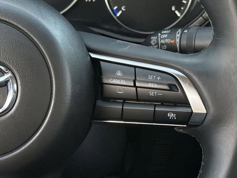 Used 2025 MAZDA MAZDA3 s image 17