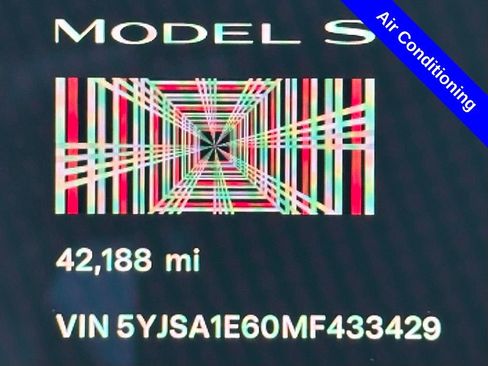 Used 2021 Tesla Model S Plaid image 12