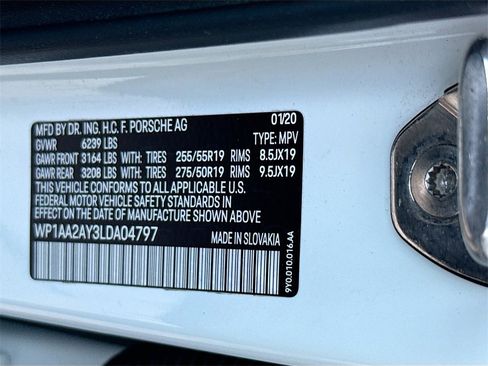 Used 2020 Porsche Cayenne image 37