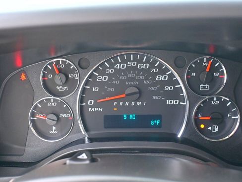 New 2025 GMC Savana 3500 w/ Power Convenience Package image 30