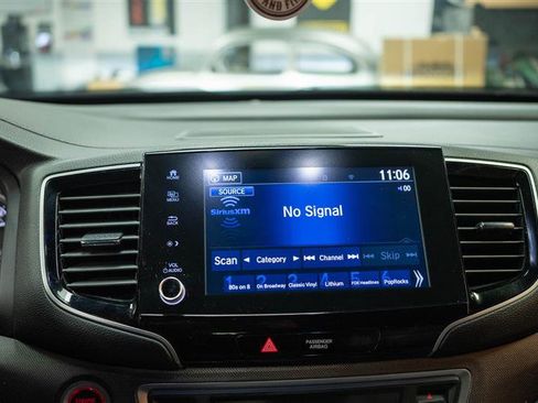 Used 2022 Honda Ridgeline RTL-E image 19