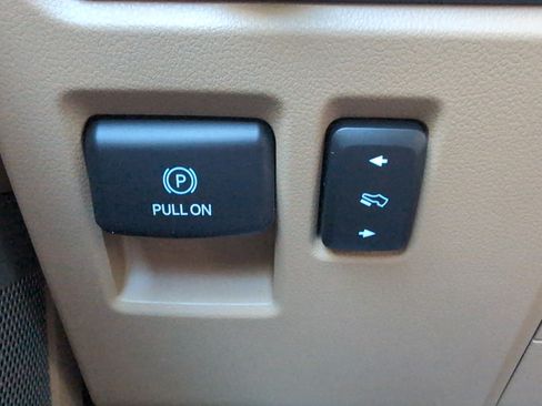 Used 2021 Ford F150 Lariat w/ Max Trailer Tow Package AWD/4WD image 40