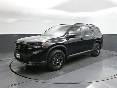 New 2025 Honda Pilot TrailSport