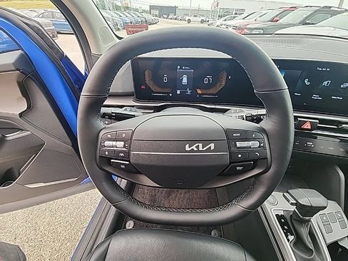 Used 2026 Kia Sportage EX w/ EX Panorama Roof Package AWD/4WD image 13