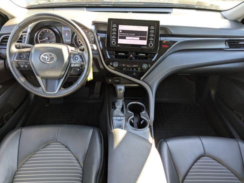 Used 2024 Toyota Camry SE image 27