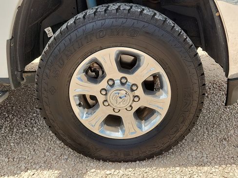 Used 2024 RAM 2500 Big Horn w/ Off Road Package AWD/4WD image 7