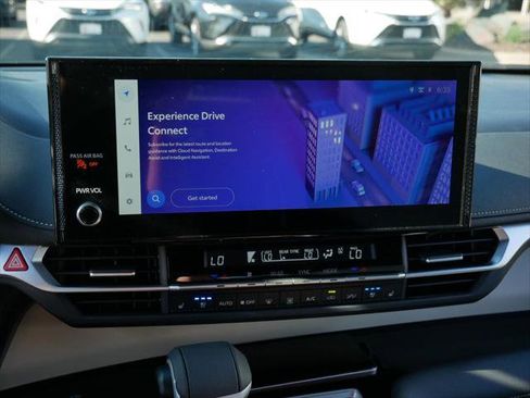 Certified 2025 Toyota Sienna Platinum AWD/4WD image 21