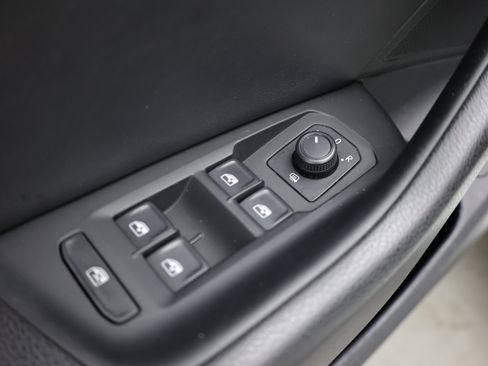 Used 2019 Volkswagen Arteon SE AWD/4WD image 13