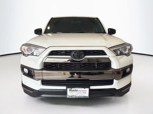 Used 2019 Toyota 4Runner Limited AWD/4WD image 2