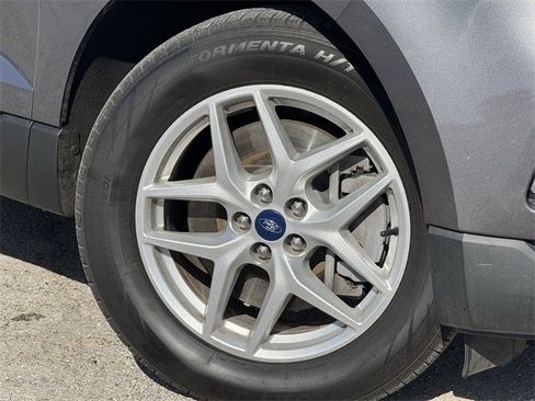 Used 2022 Ford Edge SEL image 31