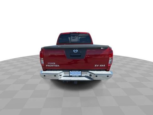 Used 2016 Nissan Frontier SV w/ SV Value Truck Package AWD/4WD image 7
