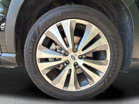 Used 2022 Subaru Ascent Limited image 25