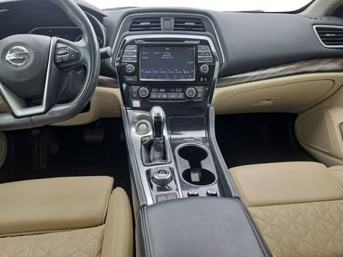 Used 2016 Nissan Maxima Platinum FWD image 12