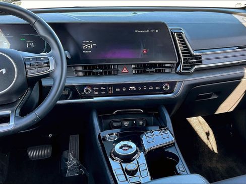 Used 2025 Kia Sportage X-Line image 9