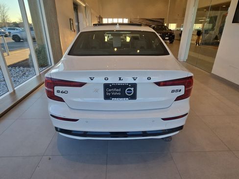 Used 2023 Volvo S60 B5 Plus w/ Climate Package image 5