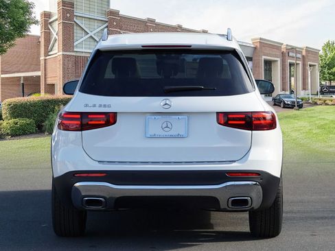 New 2026 Mercedes-Benz GLB 250 image 5