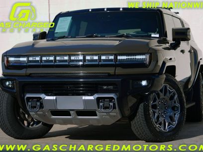 Used 2025 GMC Hummer EV 3X w/ LPO, Roof Cross Rail Package