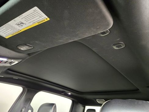 Used 2019 RAM 1500 Limited AWD/4WD image 16
