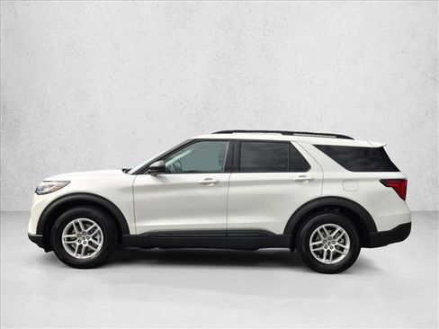 New 2026 Ford Explorer Active w/ Active Comfort Package image 8