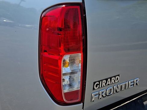 Used 2015 Nissan Frontier S RWD image 13