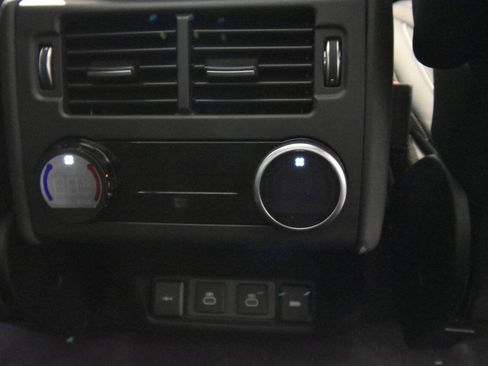 Used 2021 Land Rover Discovery S R-Dynamic image 19