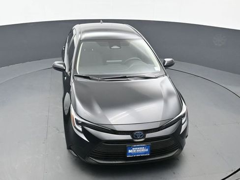 Certified 2023 Toyota Corolla LE image 45