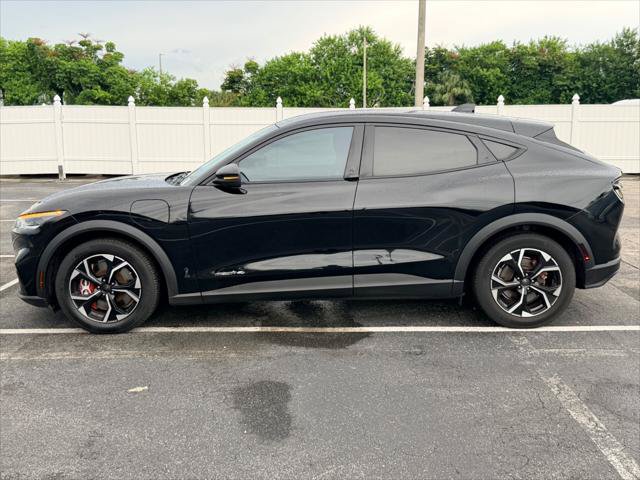 Used 2021 Ford Mustang Mach-E Select AWD/4WD image 3