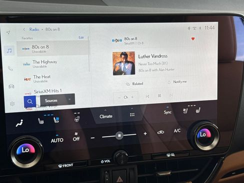 Certified 2025 Lexus NX 450h+ AWD w/ Accessory Package (K3) image 25