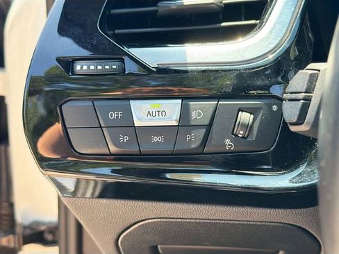 Used 2025 BMW Z4 M40i w/ Premium Package RWD image 32