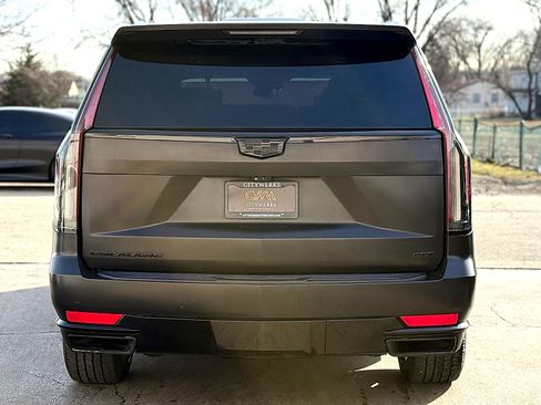 Used 2021 Cadillac Escalade Sport Platinum image 6