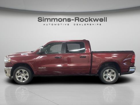 Used 2025 RAM 1500 Big Horn AWD/4WD image 2