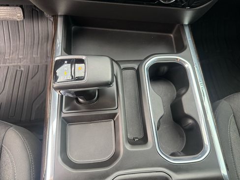 Used 2023 GMC Sierra 1500 Elevation image 20