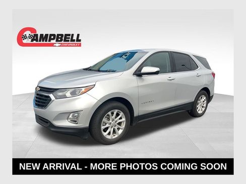 Used 2019 Chevrolet Equinox LT FWD image 1
