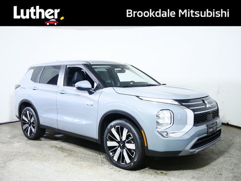 New 2026 Mitsubishi Outlander SE AWD/4WD image 1