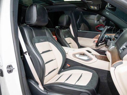 New 2026 Mercedes-Benz GLE 53 AMG 4MATIC image 13