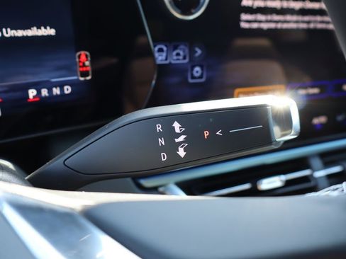 New 2026 Chevrolet Equinox EV LT image 17