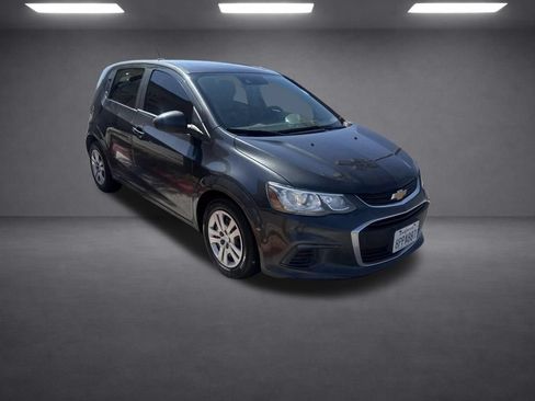 Used 2020 Chevrolet Sonic LT FWD image 13