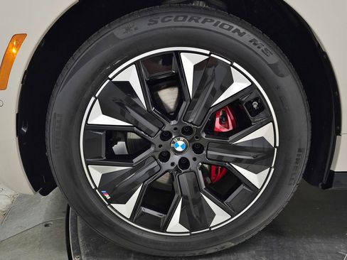 Used 2026 BMW iX xDrive60 AWD/4WD image 14