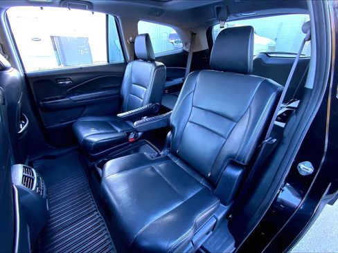 Used 2017 Honda Pilot Elite image 21