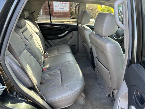 Used 2007 Toyota 4Runner Limited image 22