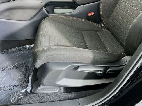 Used 2024 Honda HR-V Sport image 25