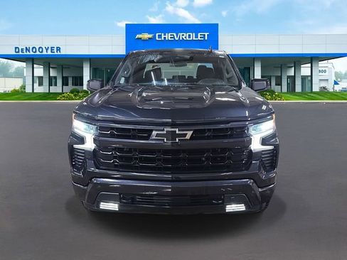 Used 2024 Chevrolet Silverado 1500 RST image 4