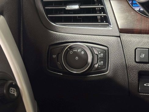 Used 2013 Ford Edge Limited AWD/4WD image 37