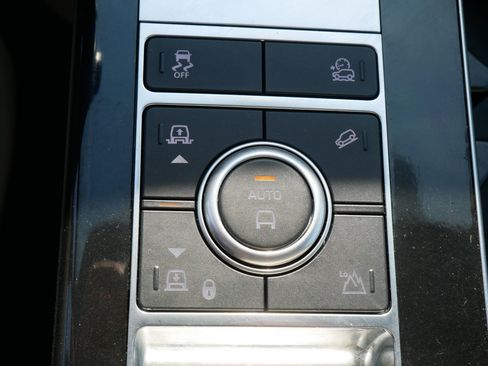 Used 2019 Land Rover Range Rover Long Wheelbase Supercharged image 28