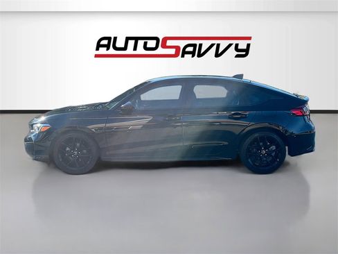 Used 2025 Honda Civic Sport image 4